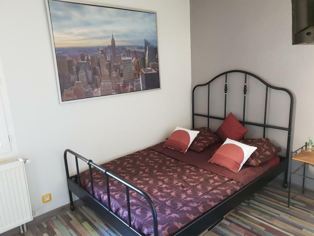 city house appartements Entraigues-sur-la-Sorgue Extérieur photo